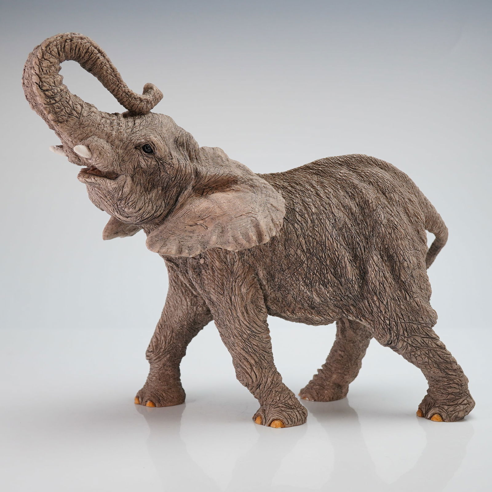 Tuskers Magnus African Elephant Figurine by Paw Prints 1994 (1 of 4)