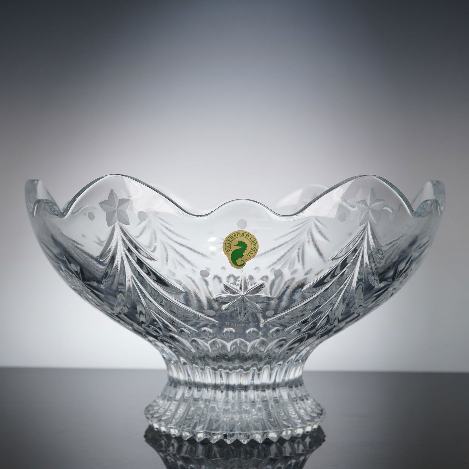 Waterford Crystal Christmas Night Scalloped Footed Serving Bowl (1 of 5)