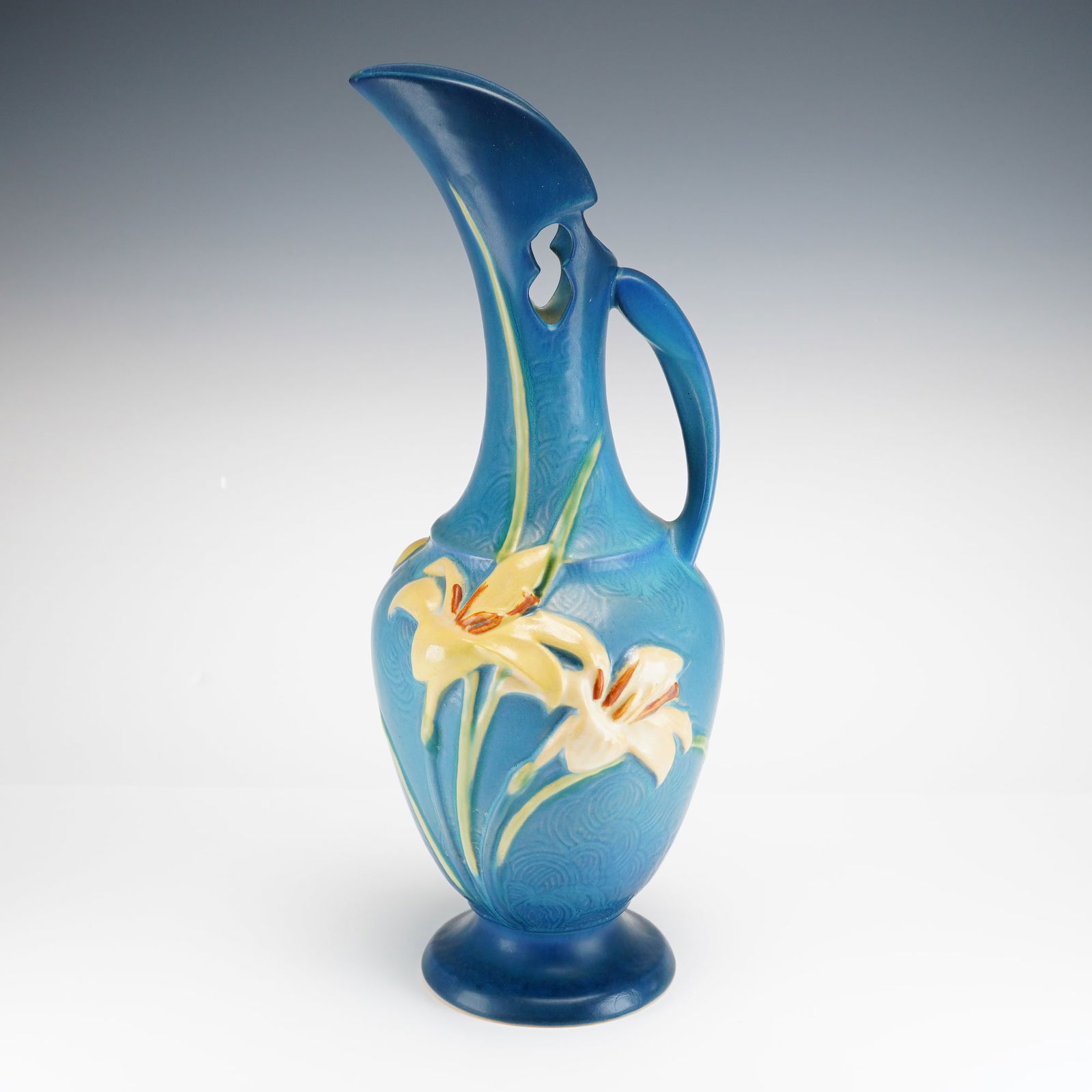 Roseville Pottery Zephyr Lily Ewer (1 of 4)