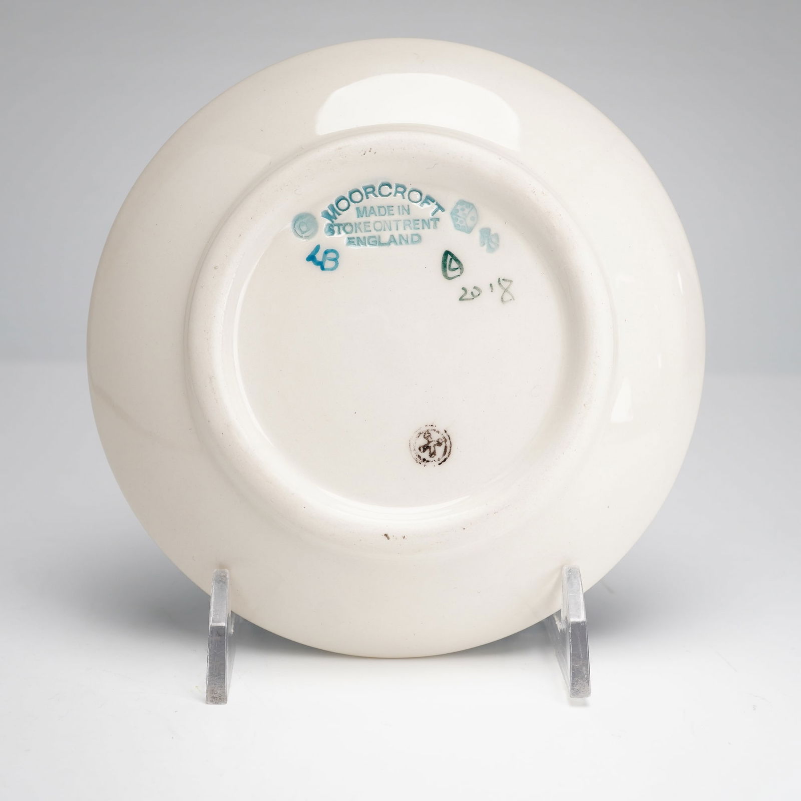 Moorcroft Orca Pattern Plate - 3