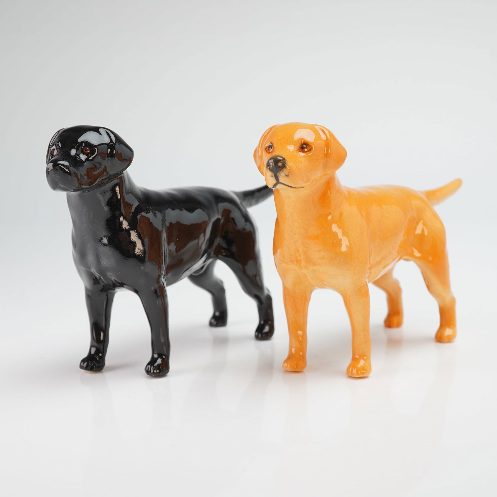 Two Beswick England Porcelain Dog Figurines, Labrador Retriever (1 of 4)