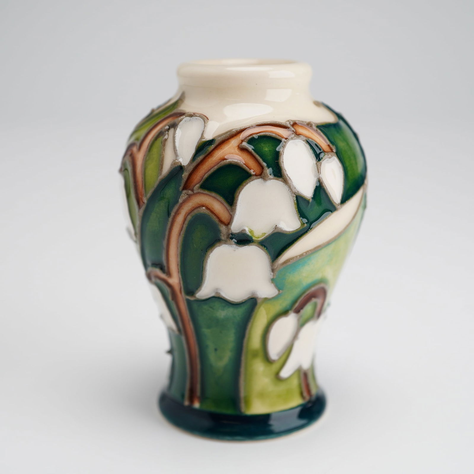Moorcroft Miniature Floral Months of The Year Vase, Lily of the Valley (1 of 5)