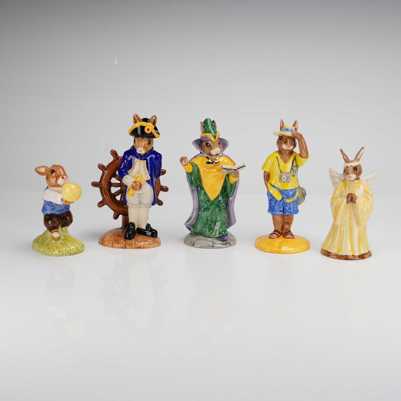 5pc Royal Doulton Bunnykins Figurines Boatswain Tourist Angel Mystic Harry (1 of 3)