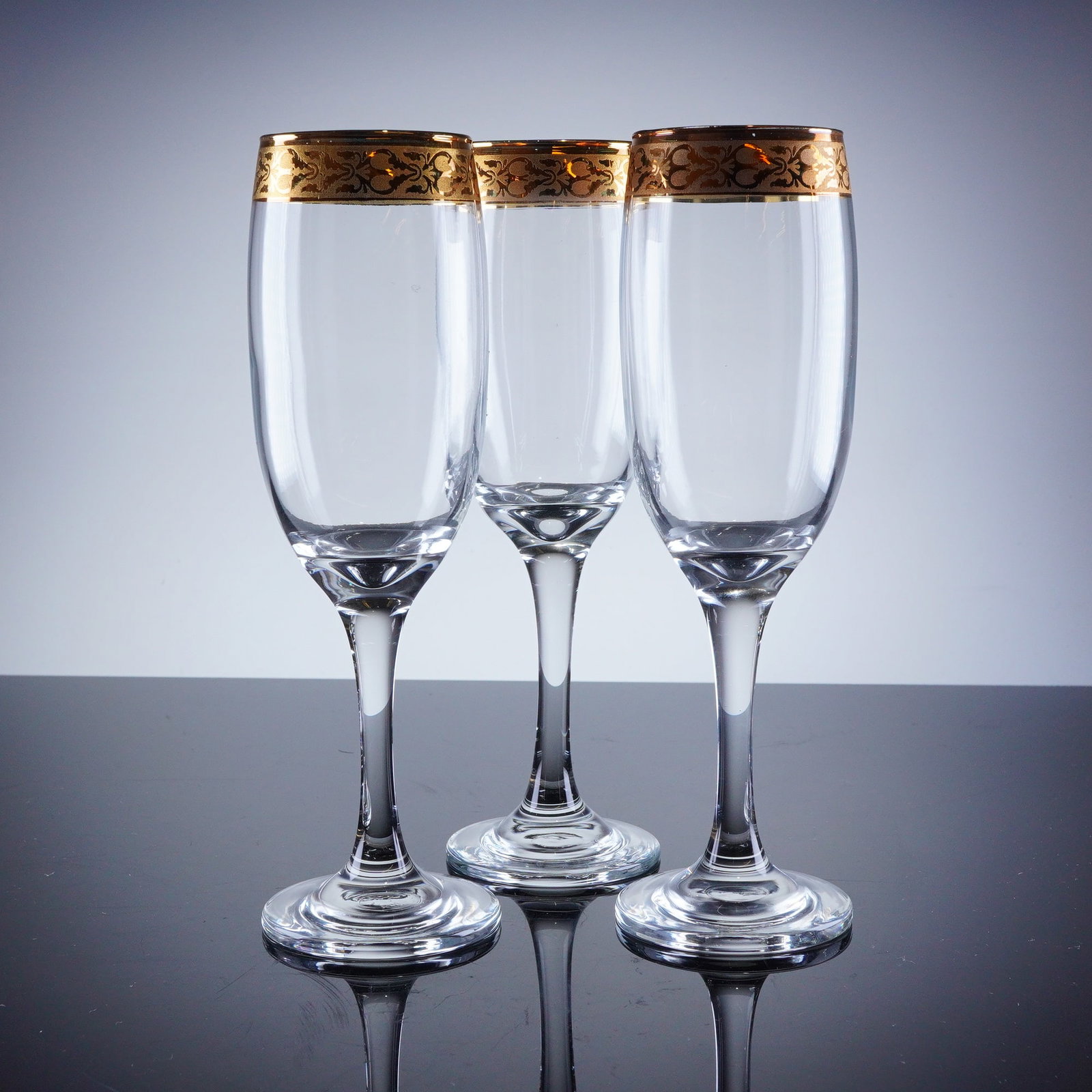 3pc Gold Rim Champagne Flutes (1 of 4)