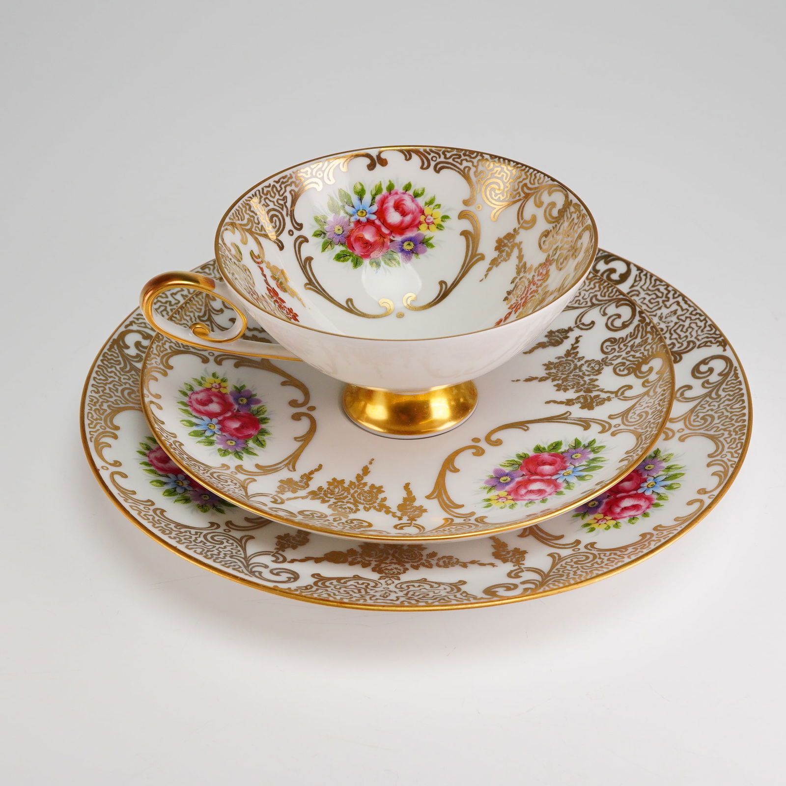 Alboth & Kaiser Porzellan Gilt and Floral Trio Tea Set (1 of 4)