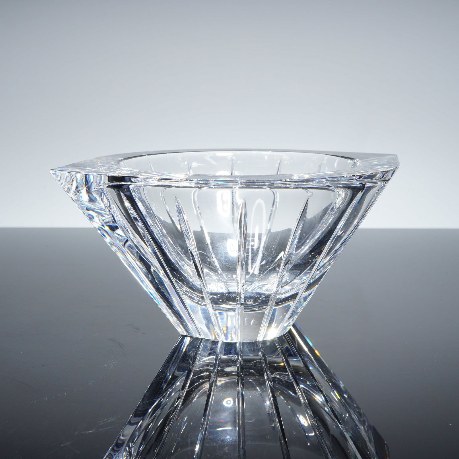 Orrefors Marin Crystal Bowl by Jan Johansson: A clear, crystal bowl manufactured by Orrefors, Sweden, in the "Marin" pattern, designed by Jan Johansson. The vessel is executed in a highly geometric, modern style featuring a thick, angular rim and