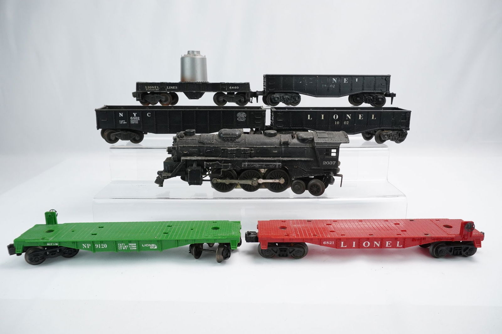 7pc Lionel Postwar O27 Gauge 2037 Model Trains (1 of 4)