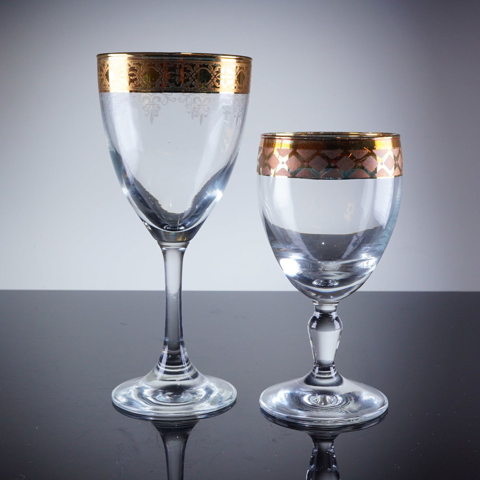 2pc Gold Rim Crystal Glassware (1 of 3)