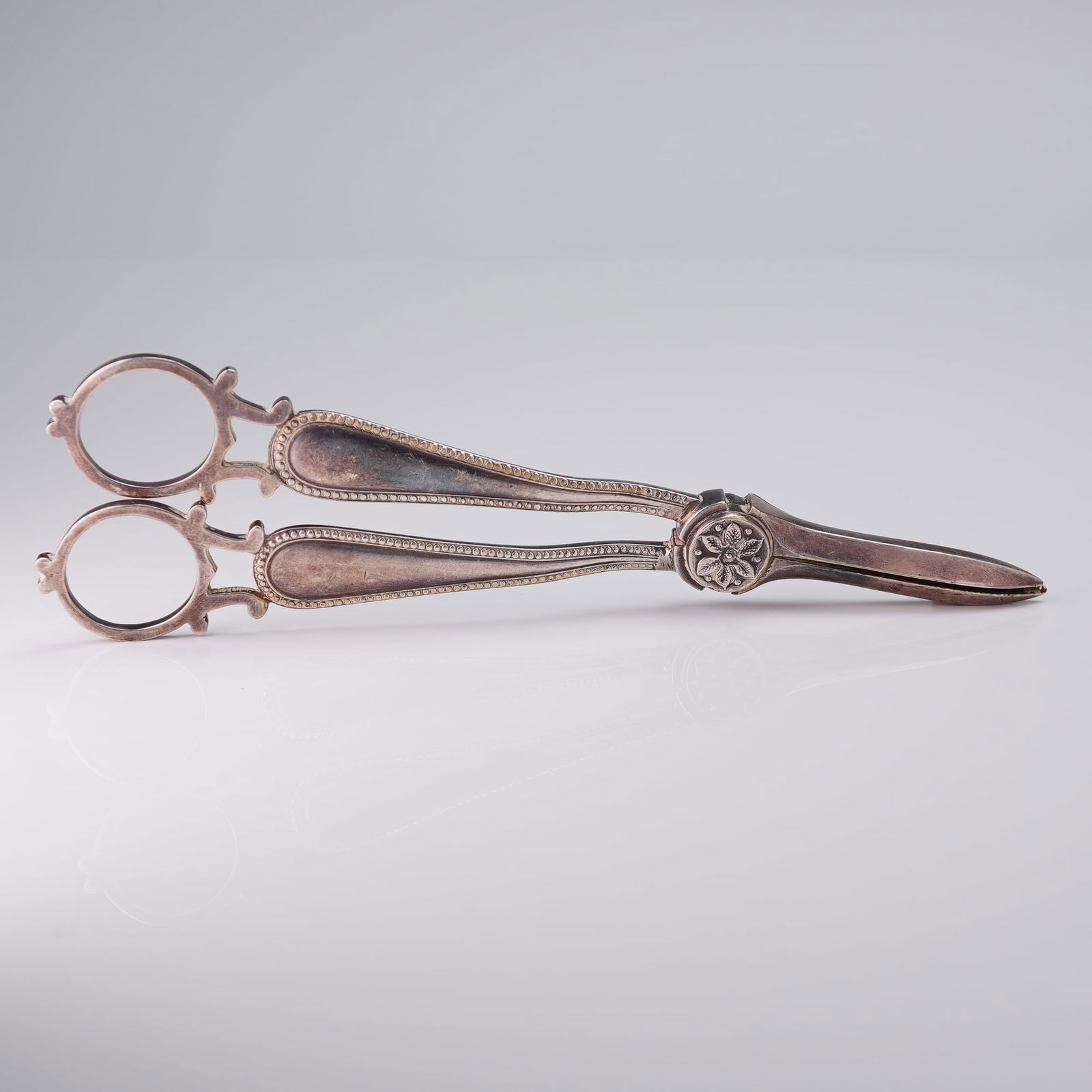 Silver-Plated Floral Motif Graper Shears (1 of 3)