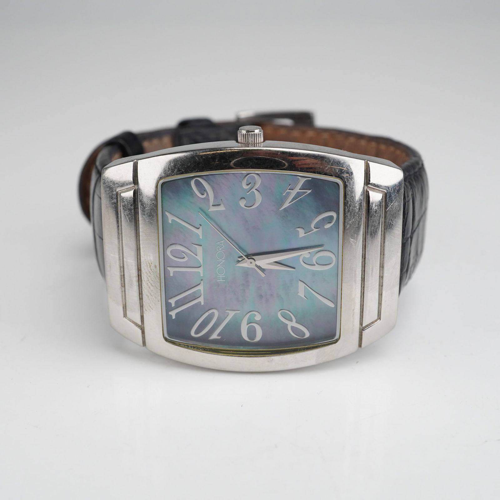 Honora Quartz Mother-of-Pearl Wristwatch (1 of 5)