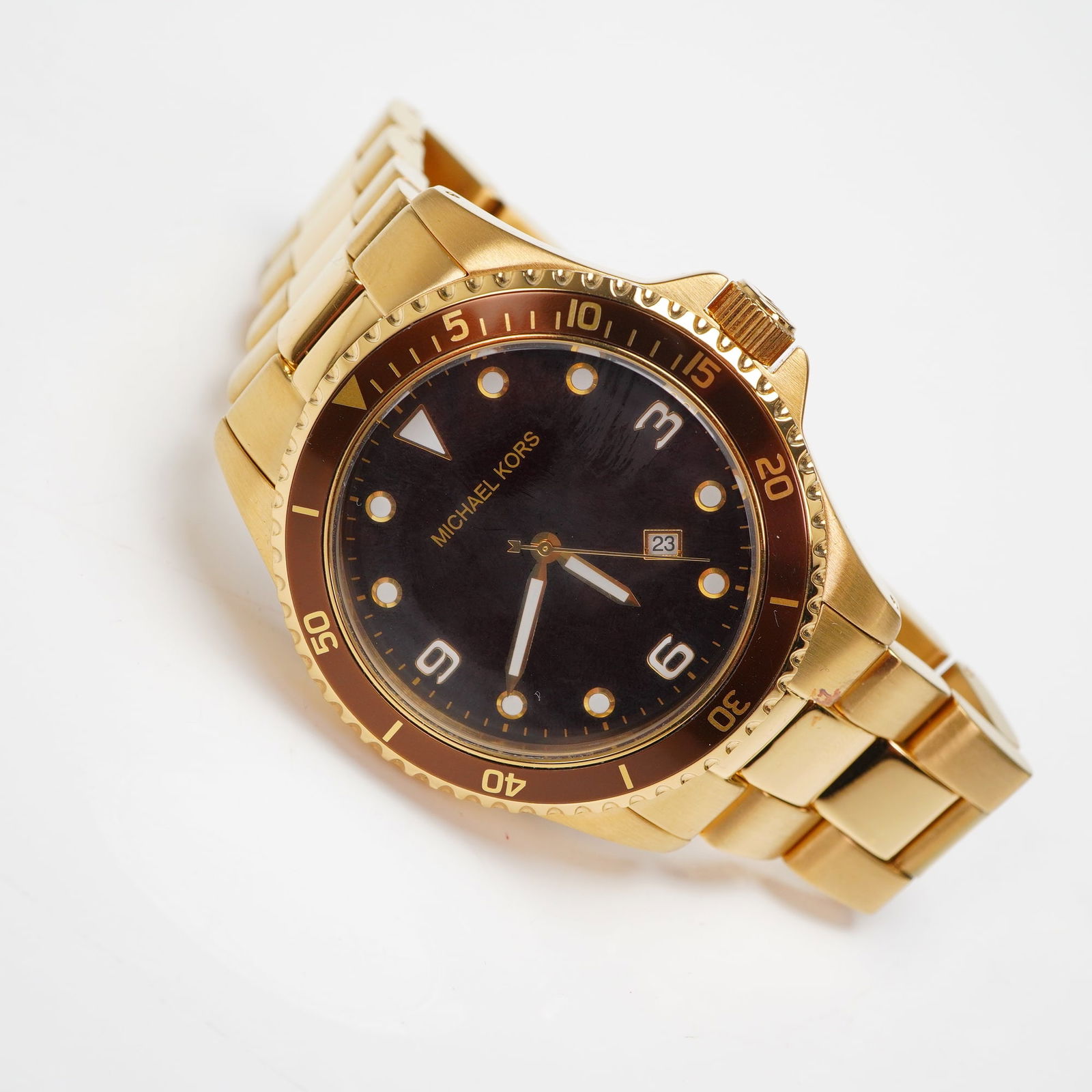 Michael Kors Gold Tone Oversized Runaway Watch MK7058 w/ Box (1 of 5)