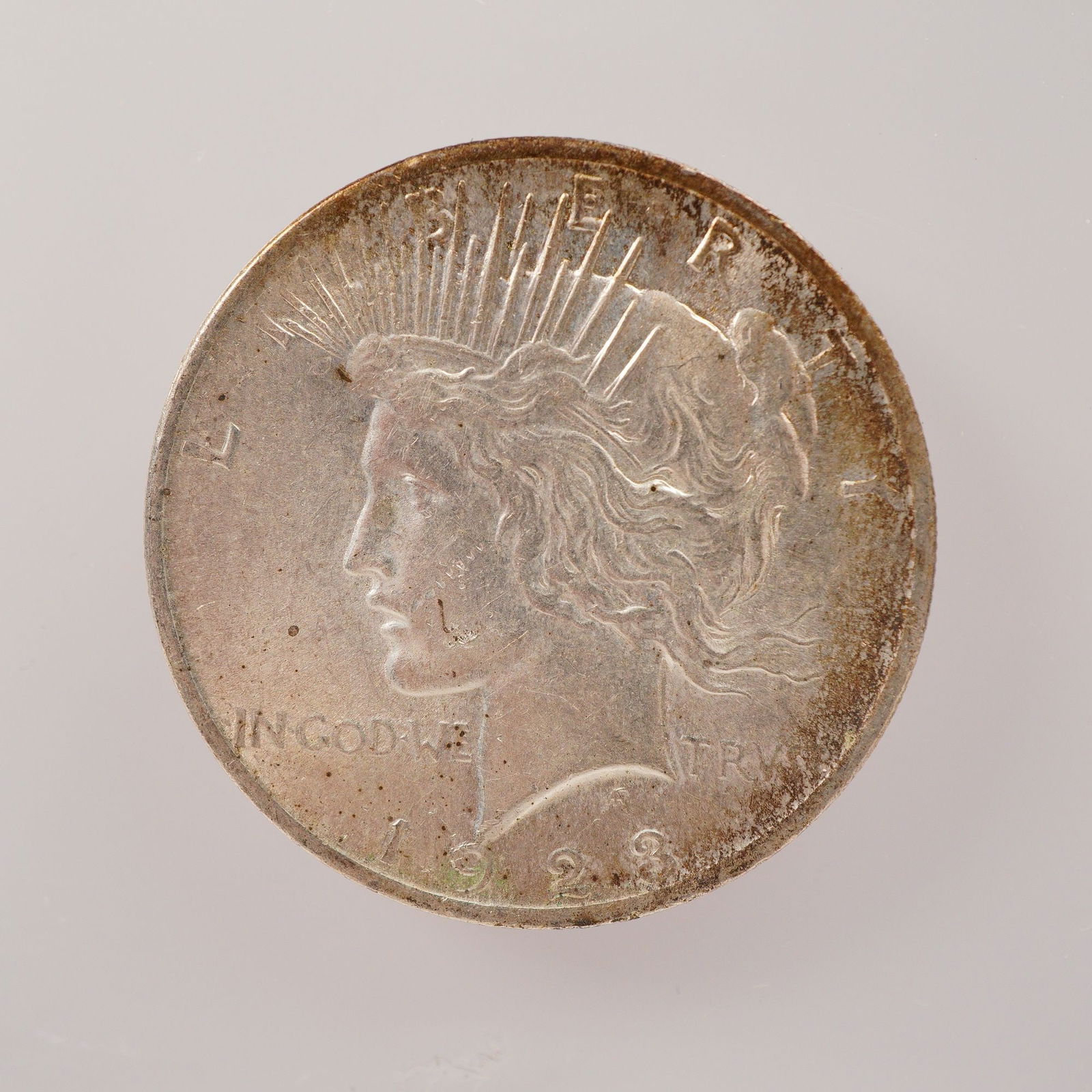 1923 Peace Silver Dollar Coin (1 of 2)
