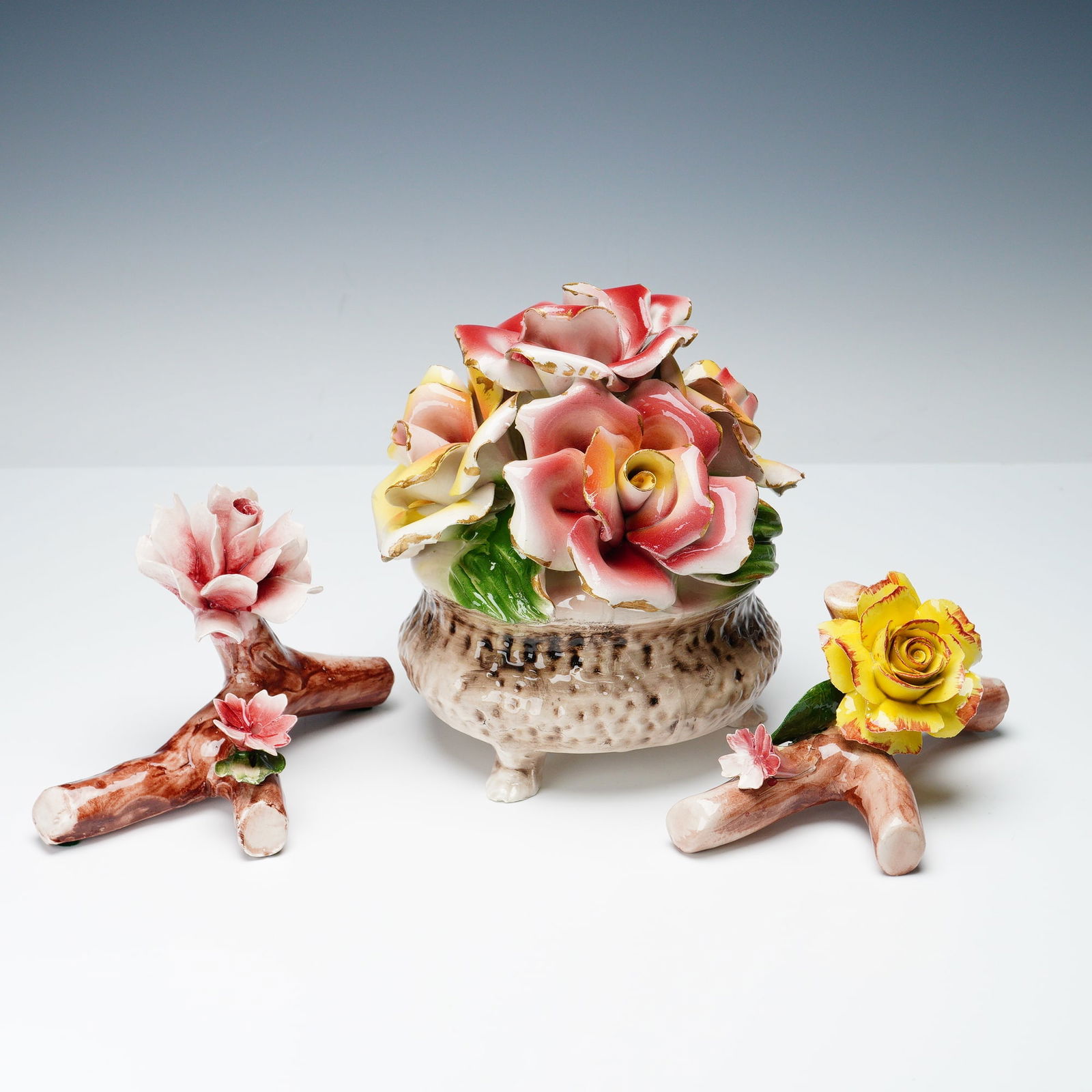 3pc Capodimonte Porcelain Floral Centerpiece and Table Decorations (1 of 5)