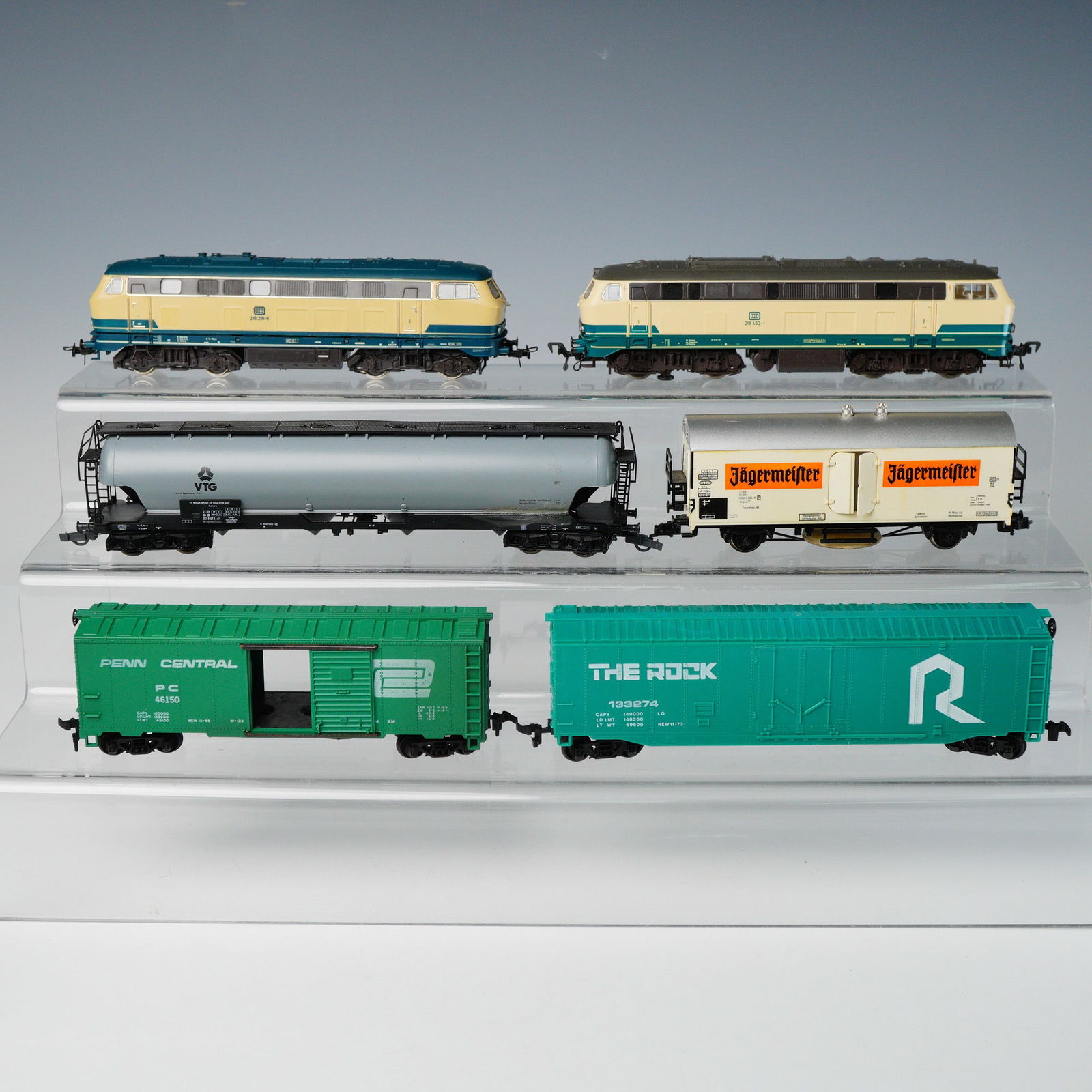 6pc Marklin Trix HO Scale Rolling Stock incl DB Diesel Locos (1 of 5)