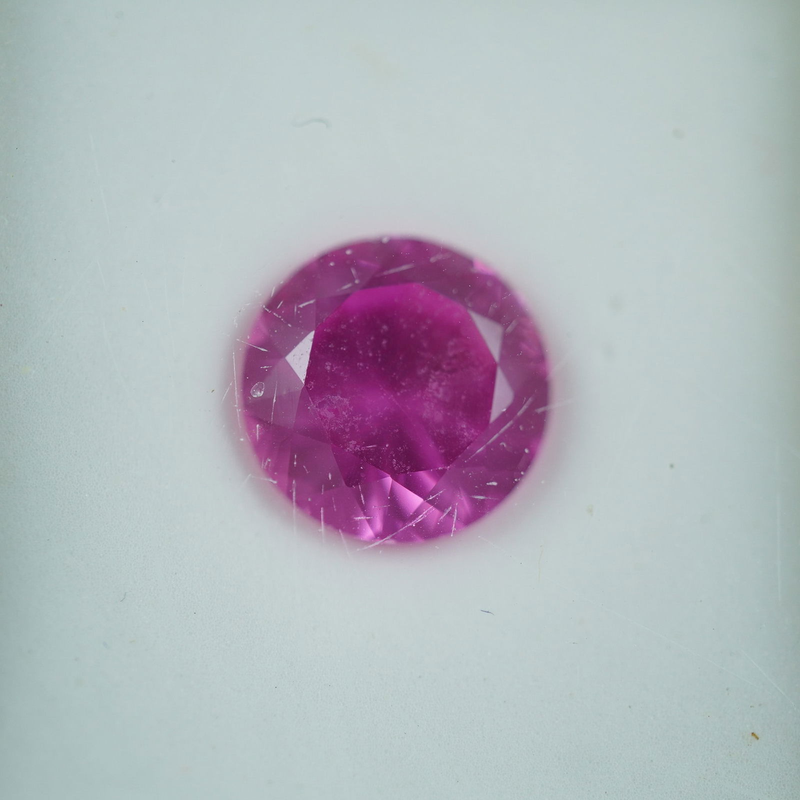3.50 CT Pink Lab Sapphire Round Cut Gemstone (1 of 2)
