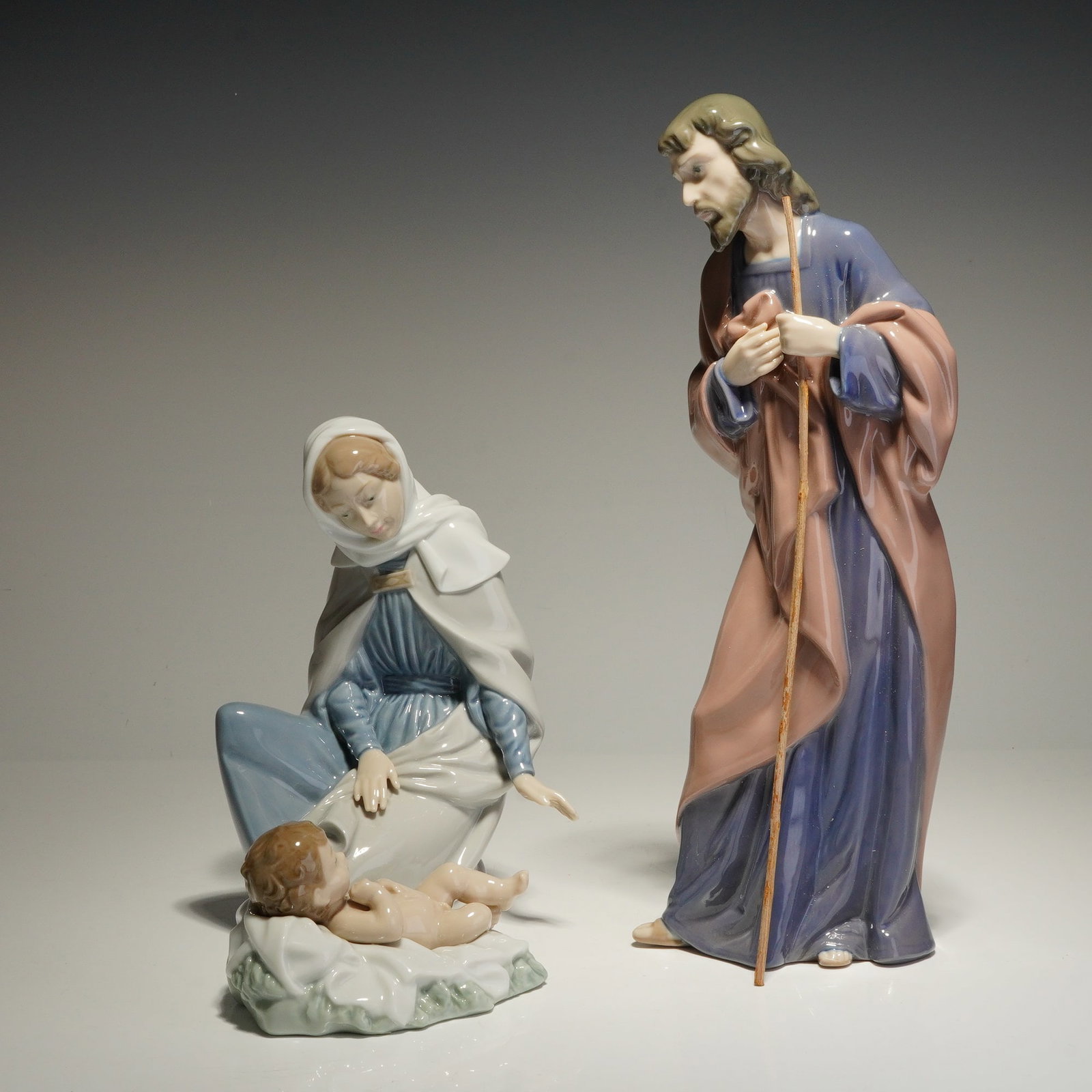 Set of Three Nao by Lladro Nativity Porcelain Figurines (1 of 4)