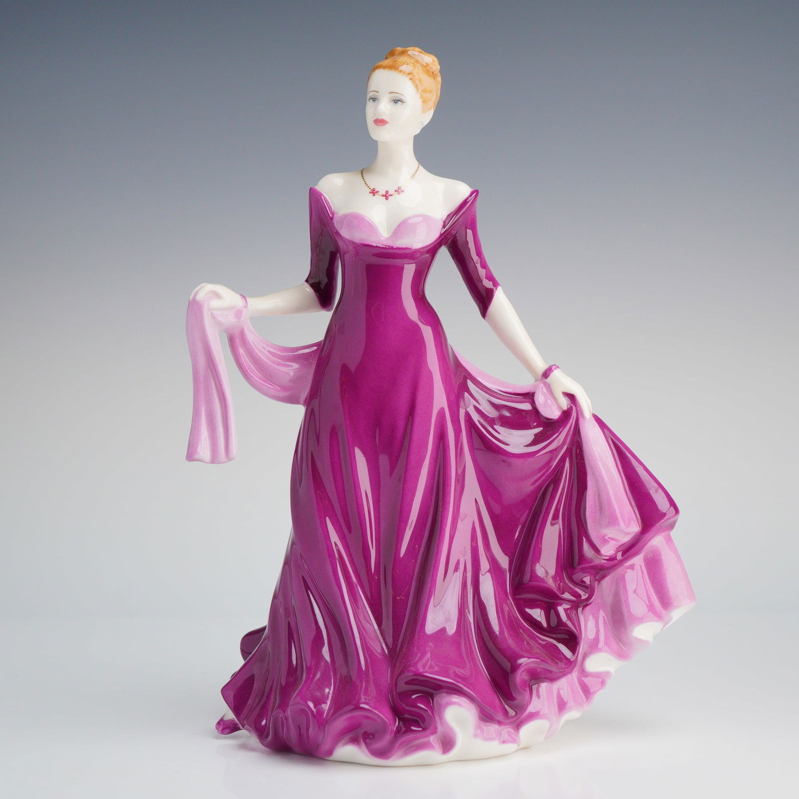 Royal Doulton Figurine, Ellie Lady of the Year 2003 HN4017 (1 of 4)