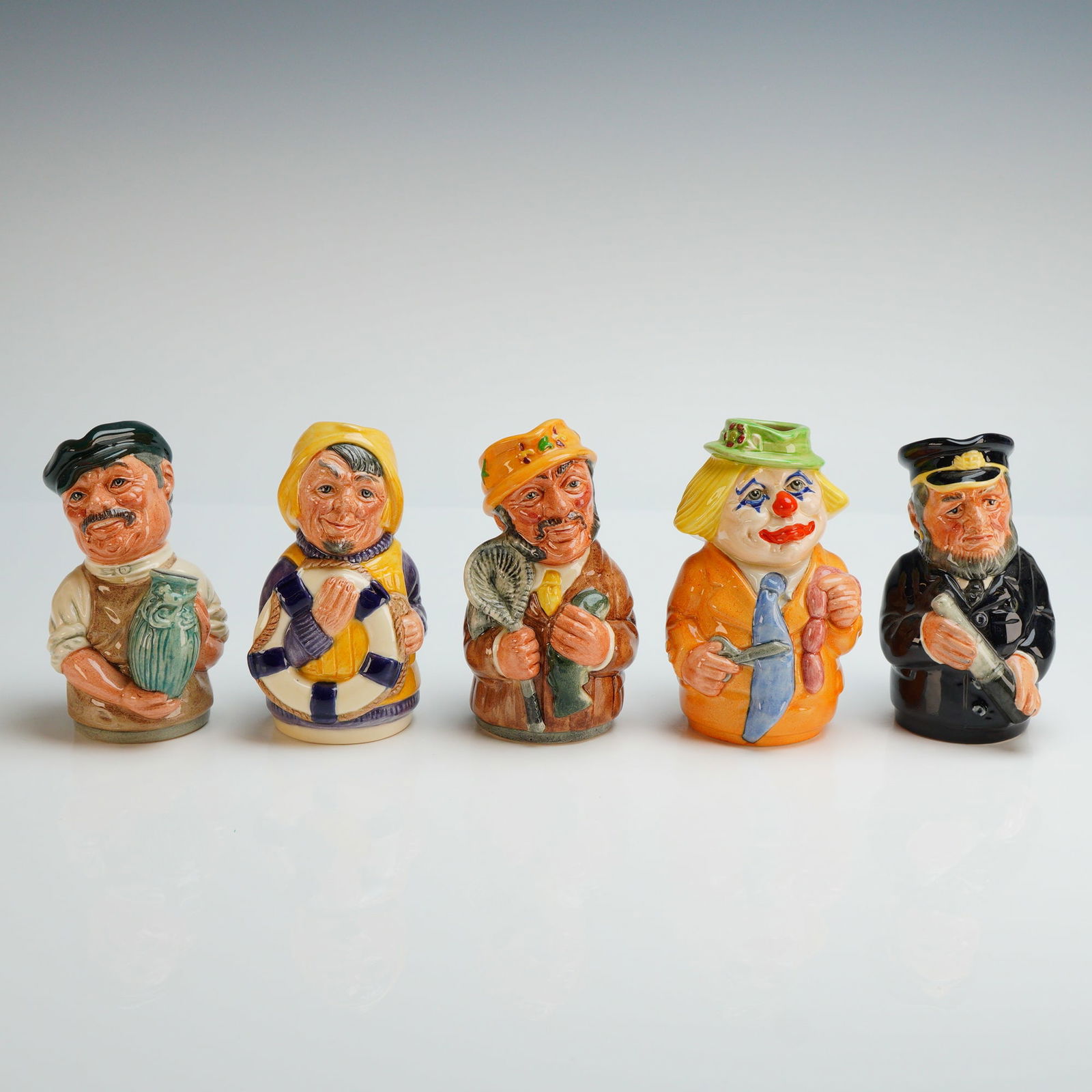 5pc Royal Doulton Doultonville Toby Jugs, D6721, 6745, 6768, 6742 & 6811 (1 of 3)