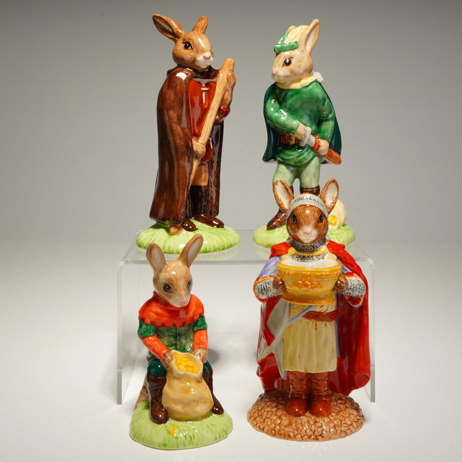 4pc Royal Doulton Robin Hood and Arthurian Legends Bunnykins Figurines (1 of 3)