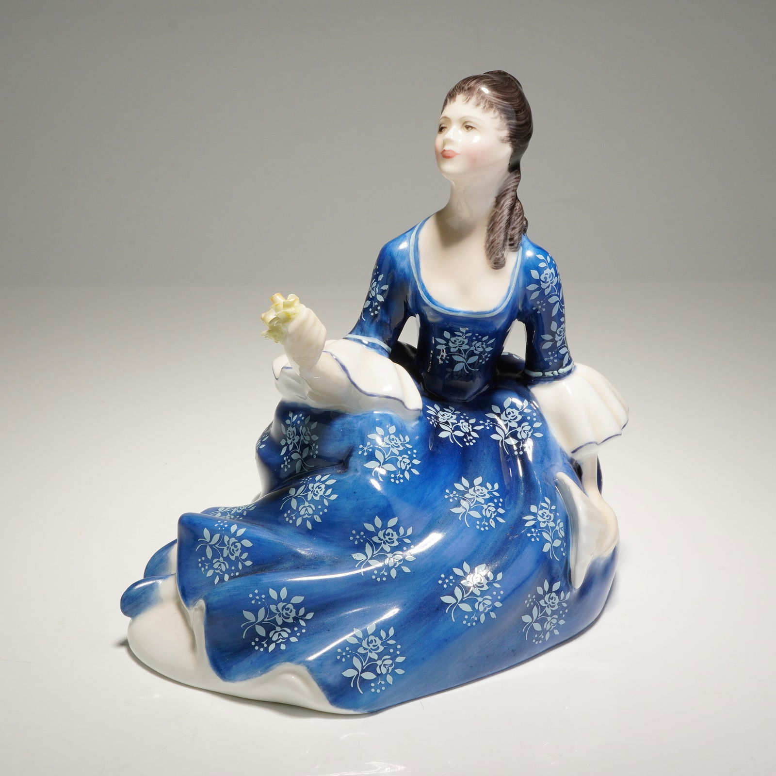 Royal Doulton Figurine Rosalind HN2393 (1 of 4)
