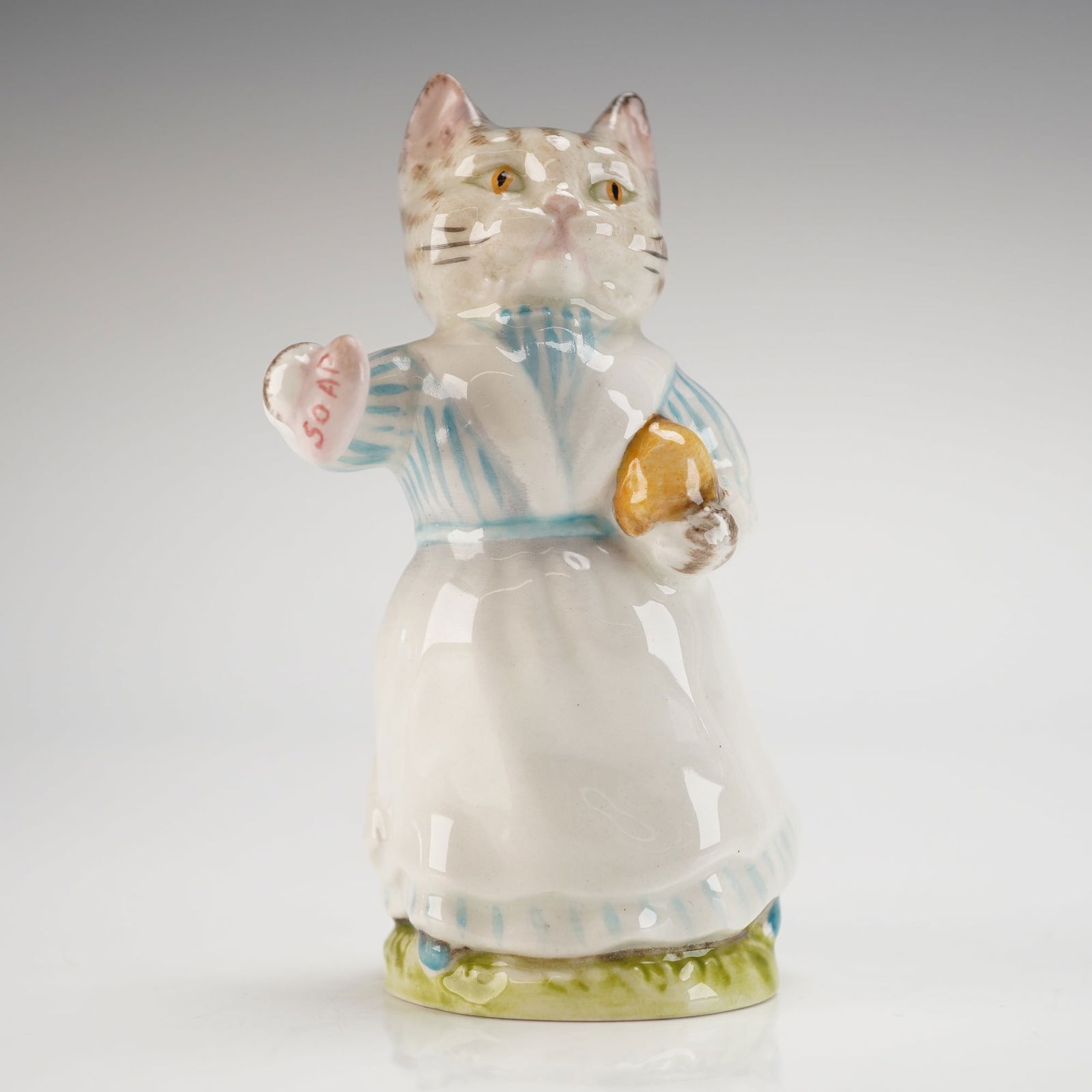Beswick Beatrix Potter's Figurine, Tabitha Twitchit (1 of 3)