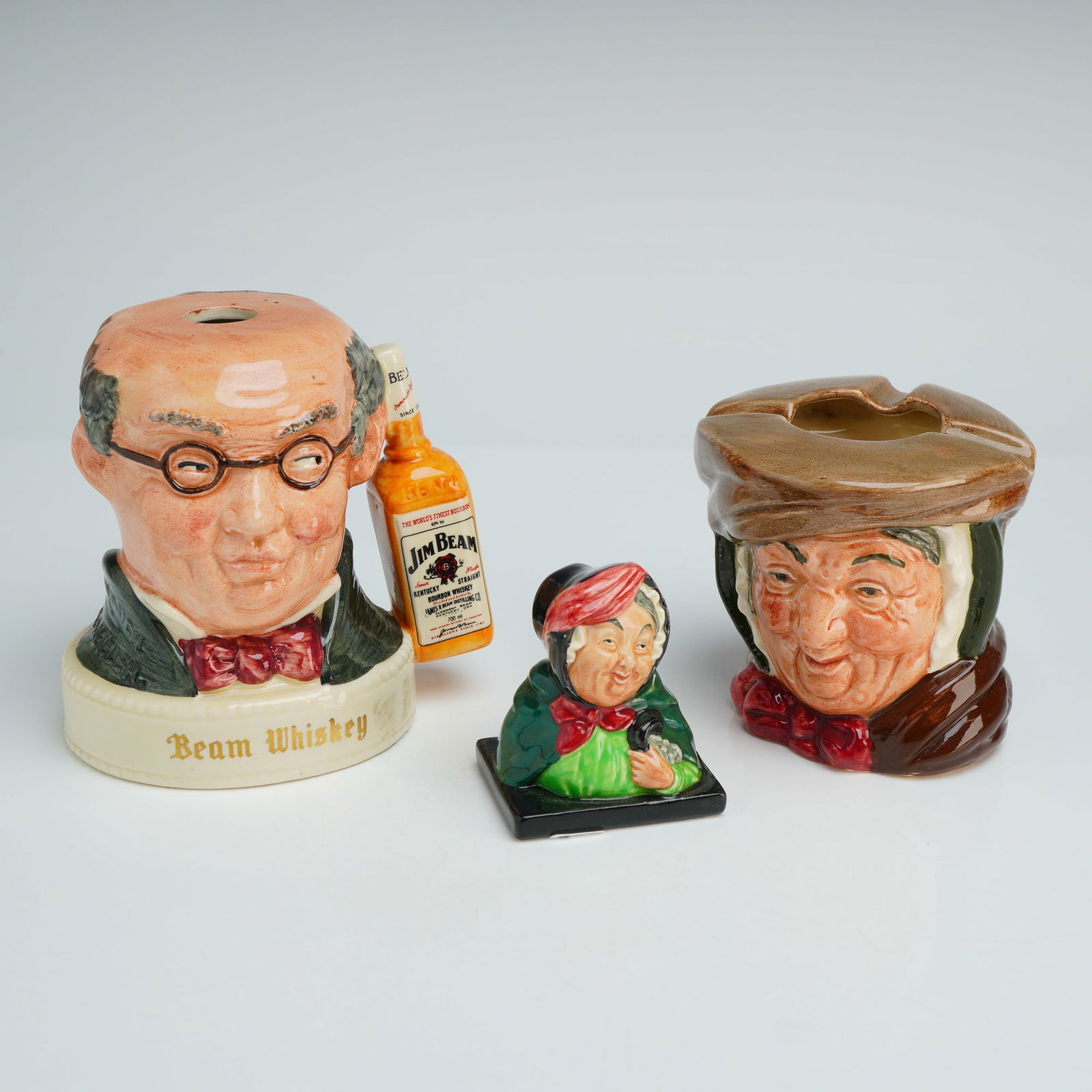 3pc Royal Doulton Ash Bowl, Bust and Liquor Advertising Figurine (1 of 4)
