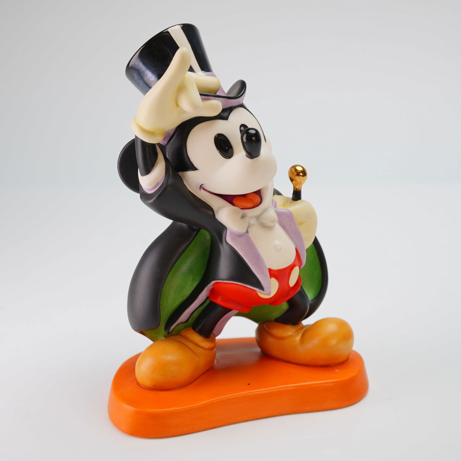 Walt Disney Classics Collection Figurine, Magician Mickey On with the Show (1 of 3)