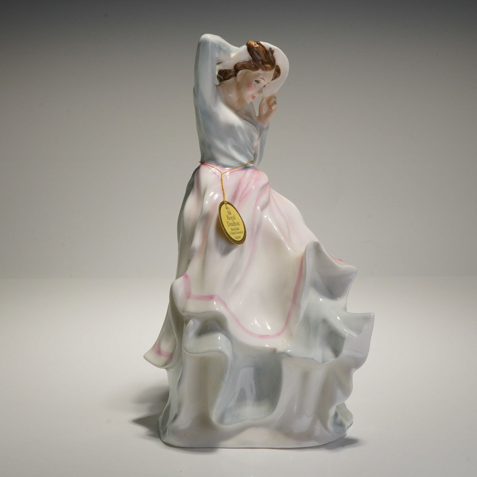 Royal Doulton Porcelain Figurine Veronica HN3205 (1 of 4)
