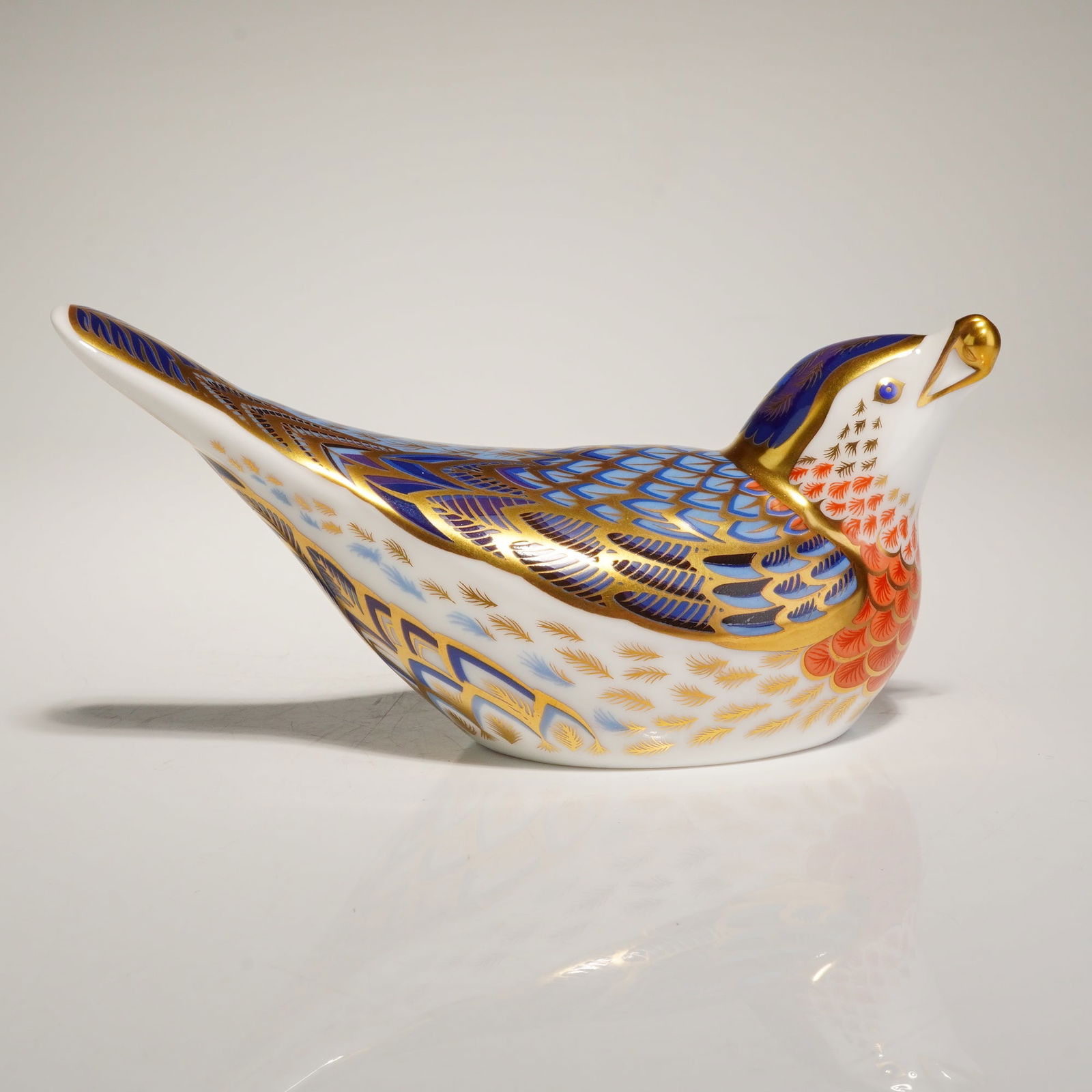 Royal Crown Derby Goldcrest Imari Porcelain Paperweight (1 of 4)
