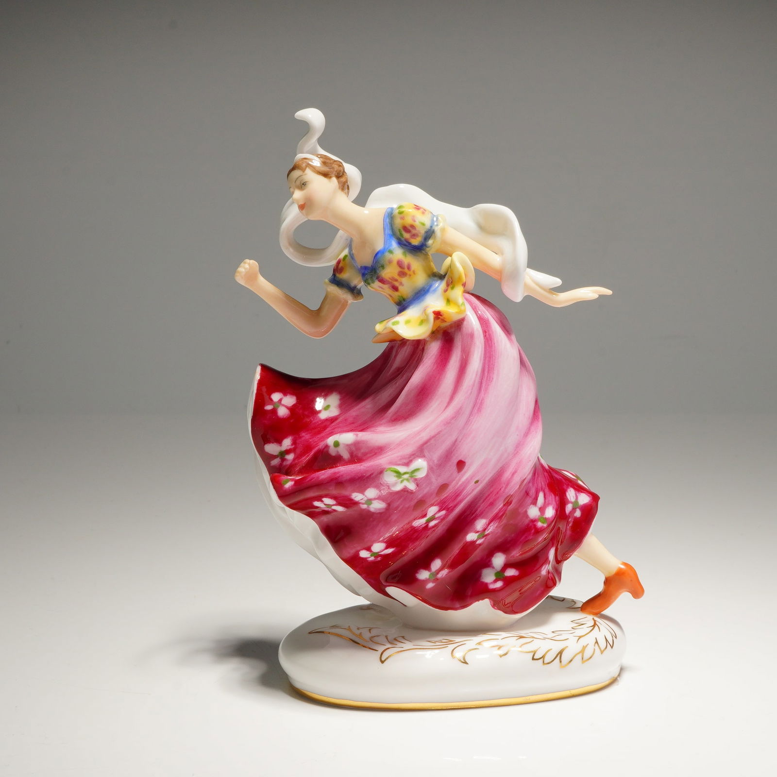 Royal Doulton Figurine Columbine HN5654 (1 of 5)