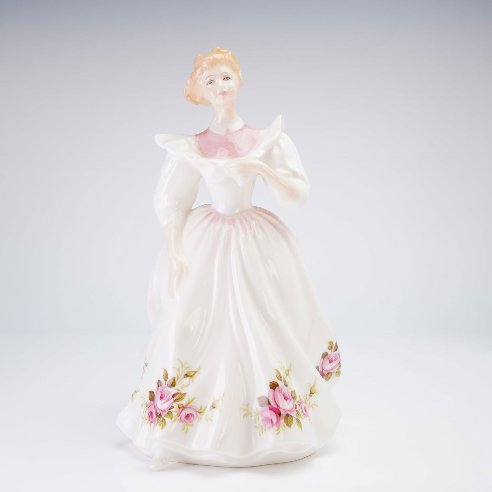 Royal Doulton Figurine Gillian HN3742 (1 of 4)