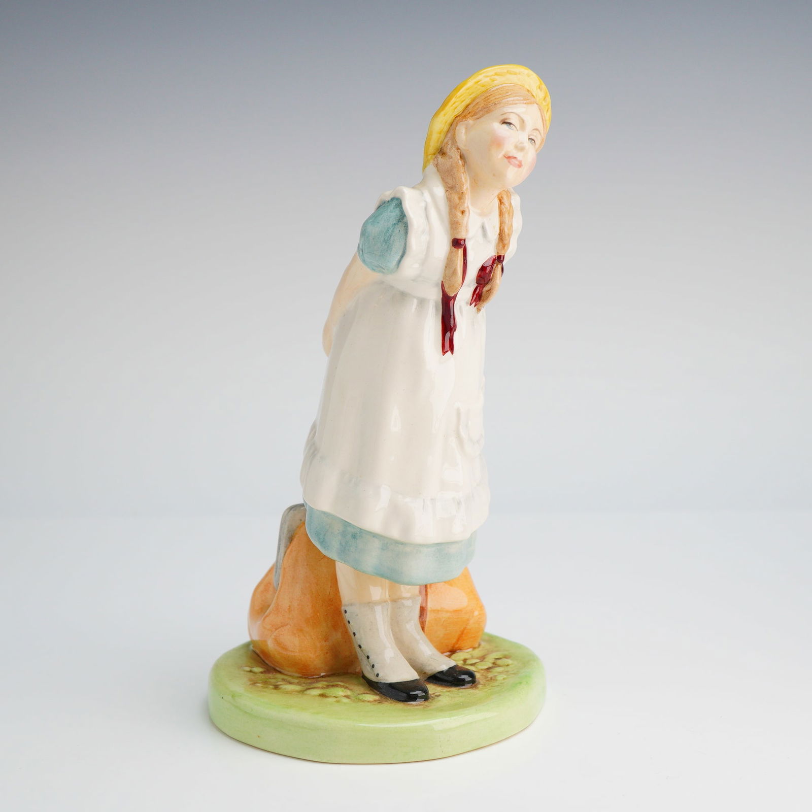 Royal Doulton Figurine, Pollyanna HN 2965 (1 of 4)