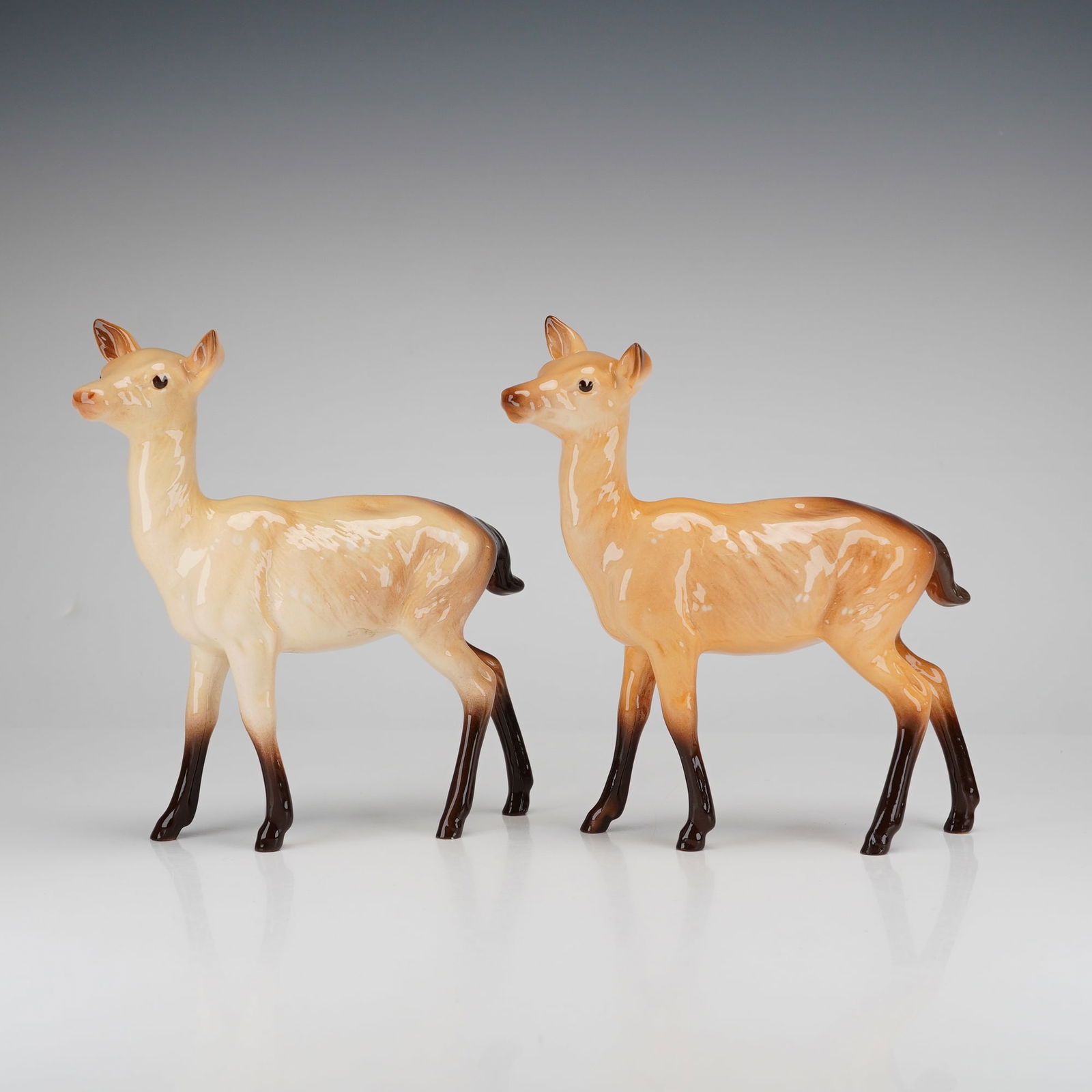 2pc Beswick Doe Female Deer Figurines, Model 999A (1 of 4)