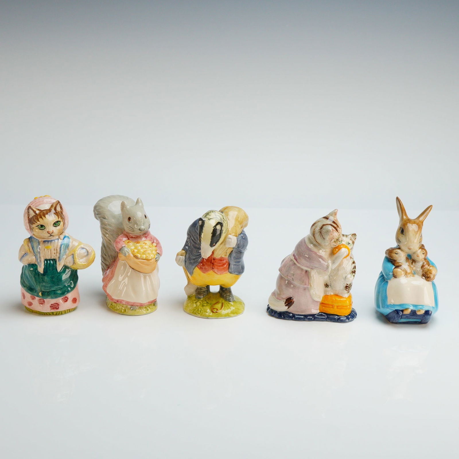 5pc Royal Albert Beatrix Potter Figurines (1 of 3)
