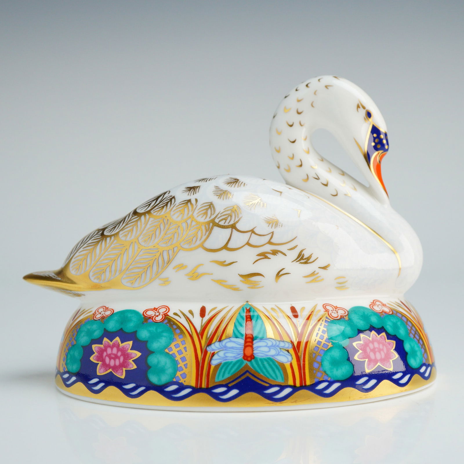 Royal Crown Derby White Swan Paperweight (1 of 5)