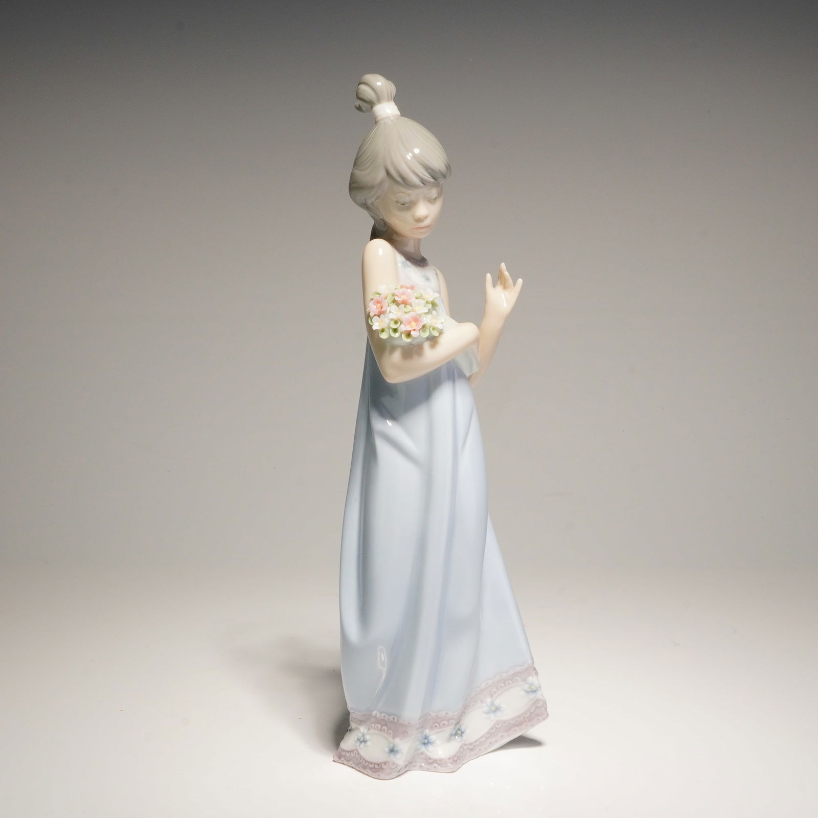Lladro Porcelain Figurine, Spring Token 01005604 (1 of 5)