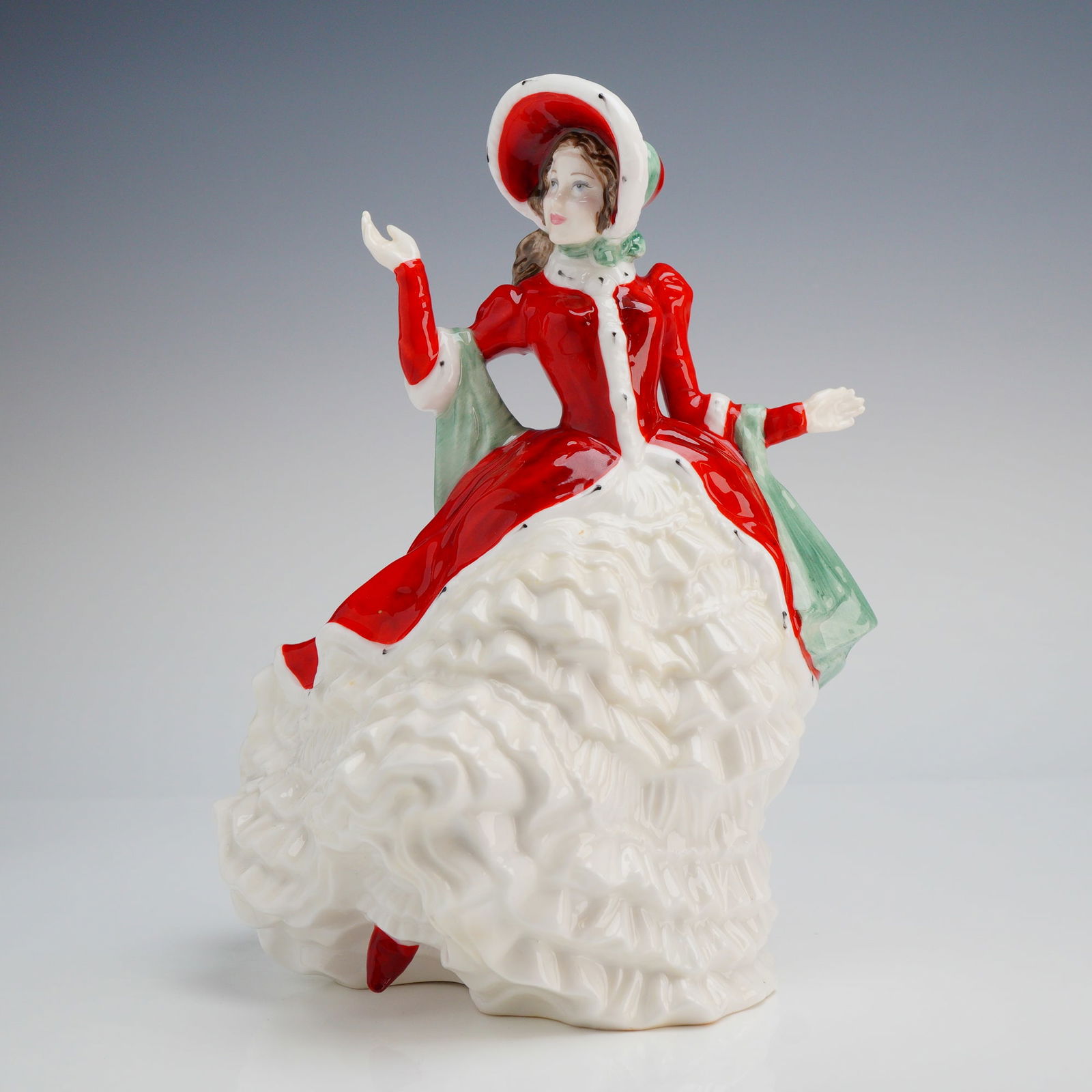 Royal Doulton Figurine, Victorian Christmas HN4675 (1 of 4)