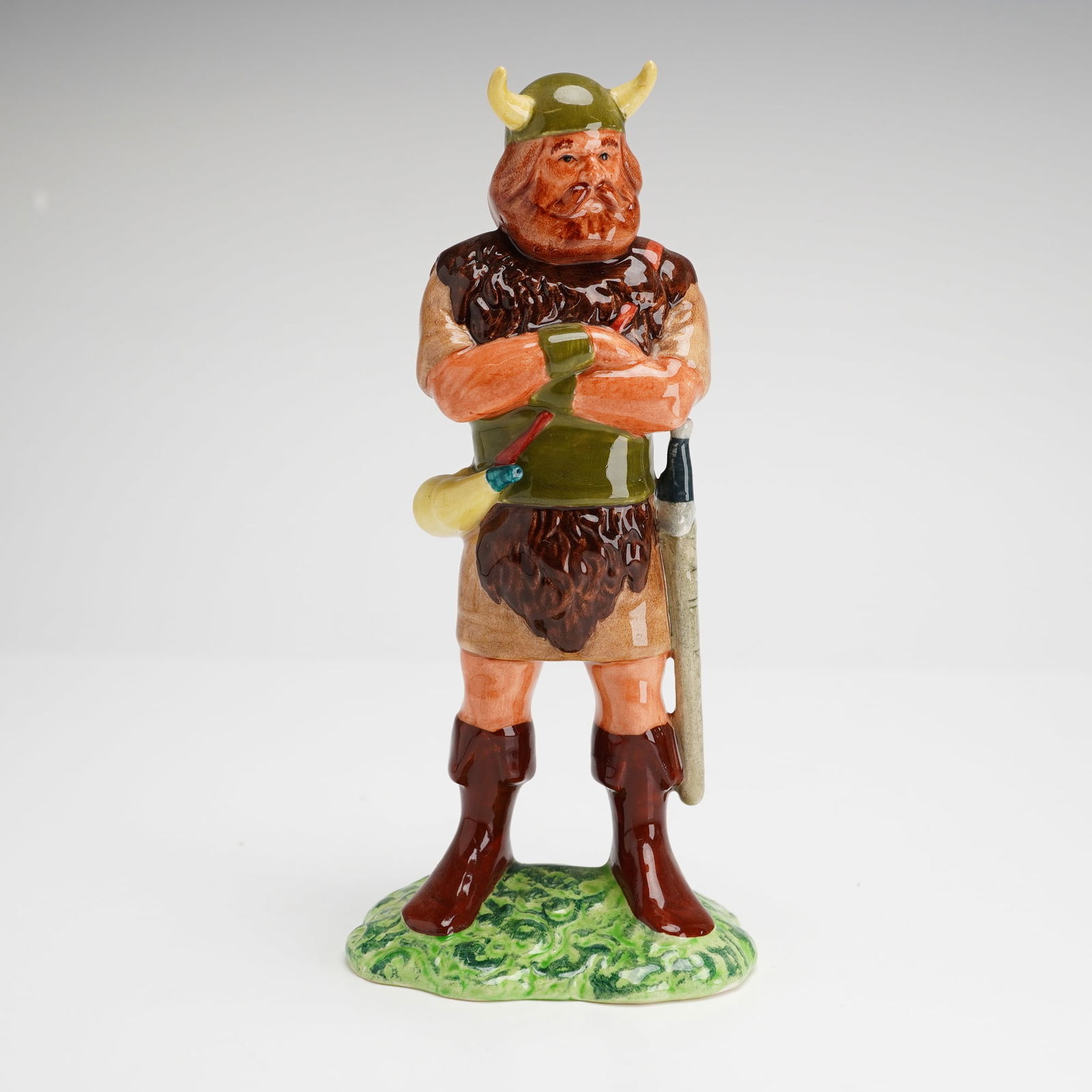 Royal Doulton Middle Earth Lord of the Rings Figurine, Boromir HN2918 (1 of 3)