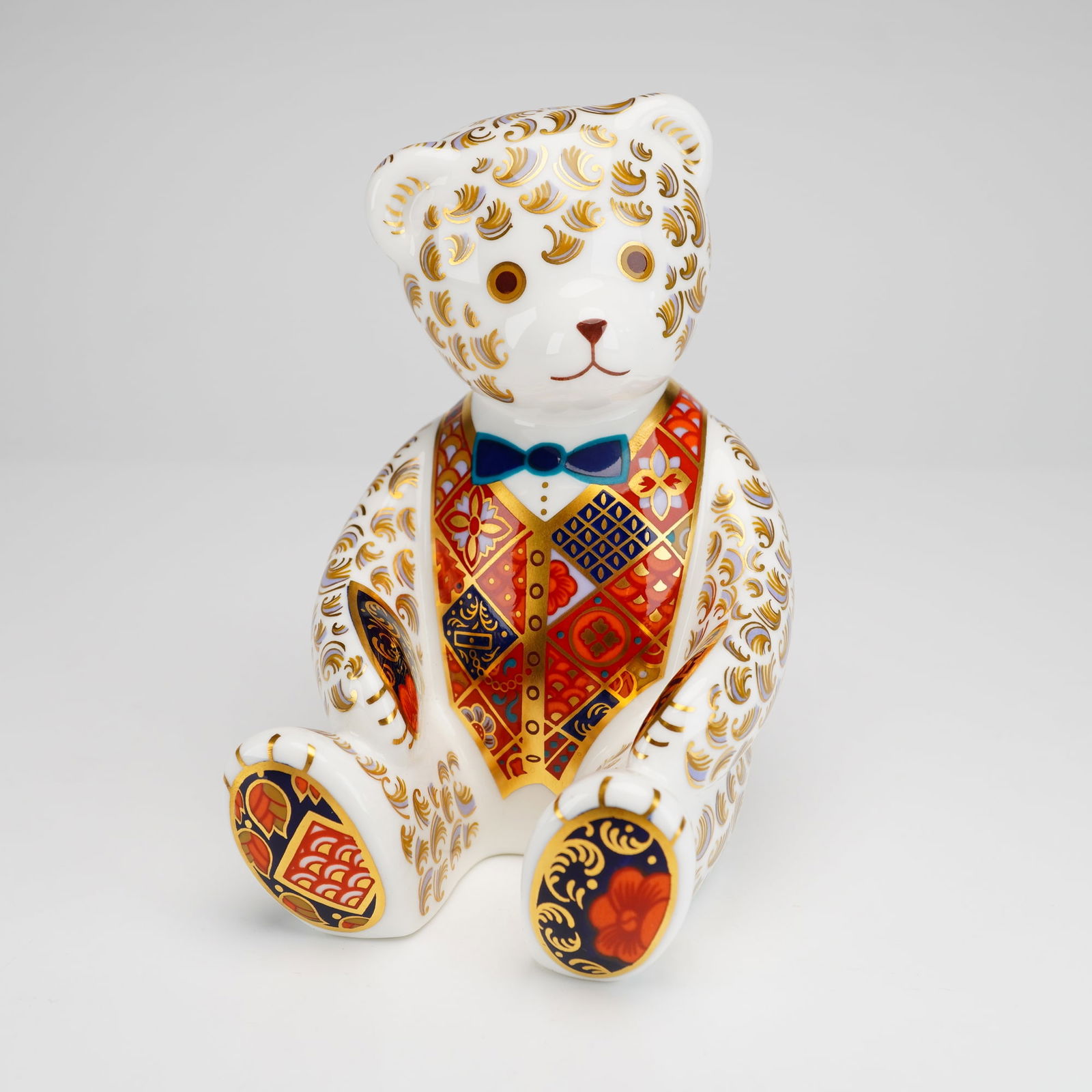 Royal Crown Derby Bone China Imari Teddy Bear Paperweight 1997 (1 of 4)