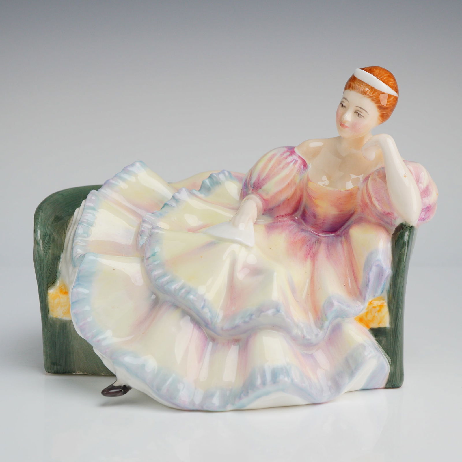 Royal Doulton Figurine Pauline HN2441 (1 of 4)