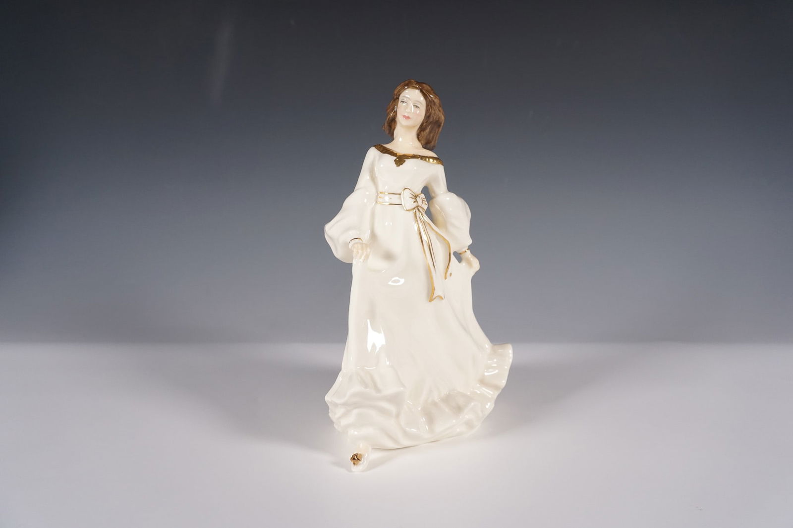 Royal Doulton HN3728 Free Spirit Figurine (1 of 5)