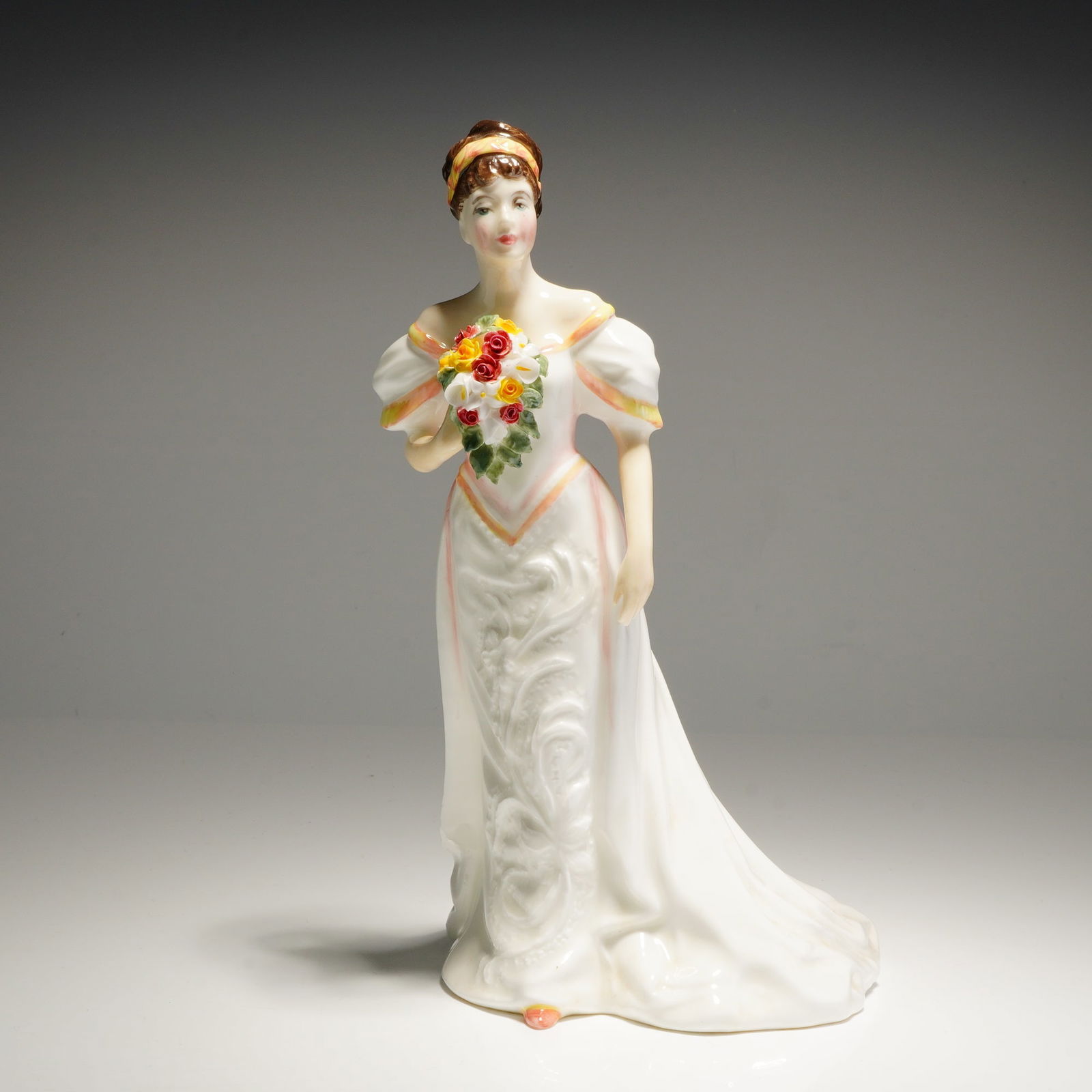 Royal Doulton Figurine Bride of the Year 1996 HN 3758 (1 of 4)