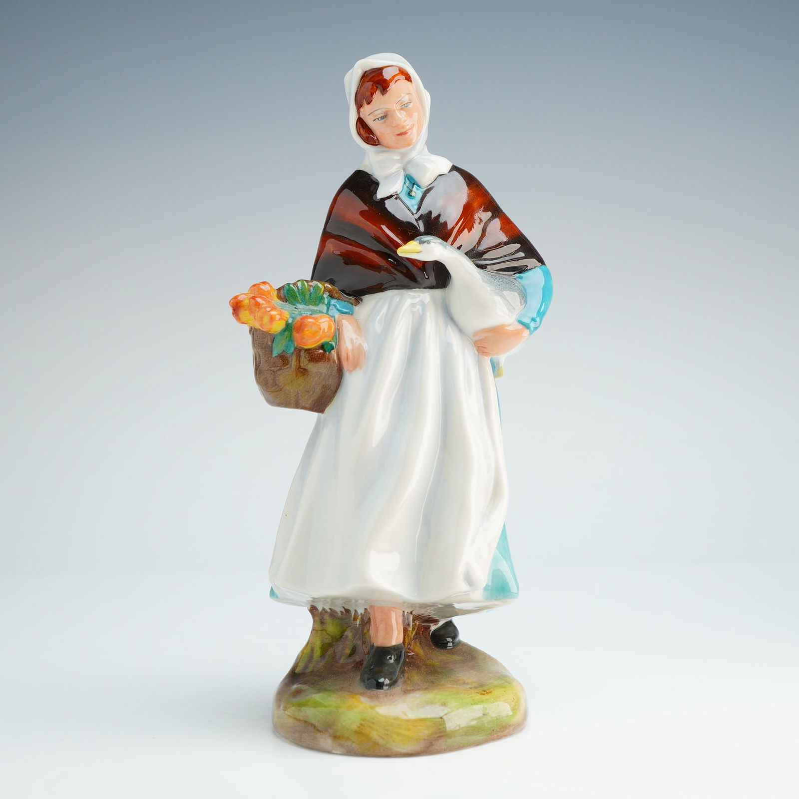 Royal Doulton Figurine Country Lass HN1991 (1 of 4)