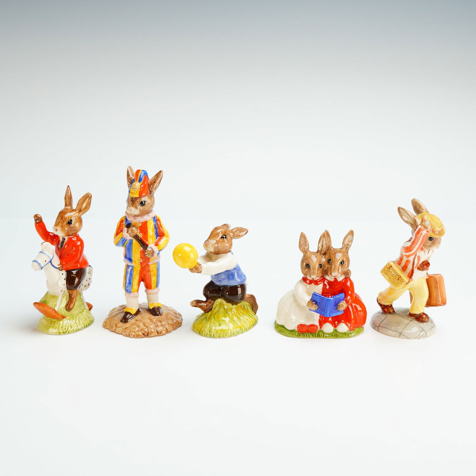 5pc Royal Doulton Bunnykins Figurines- DB073, 234, 169, 154, & 151 (1 of 3)