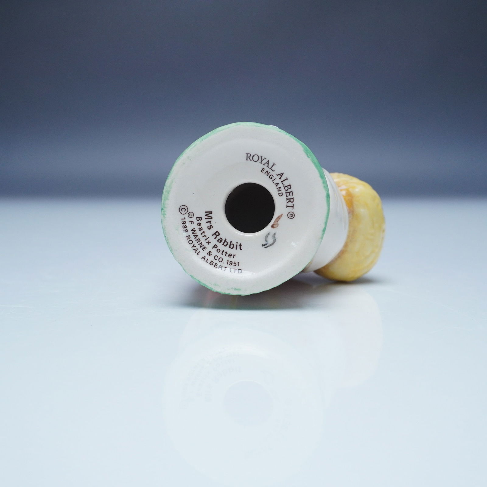 Royal Albert Beatrix Potter Mrs. Rabbit Figurine - 4