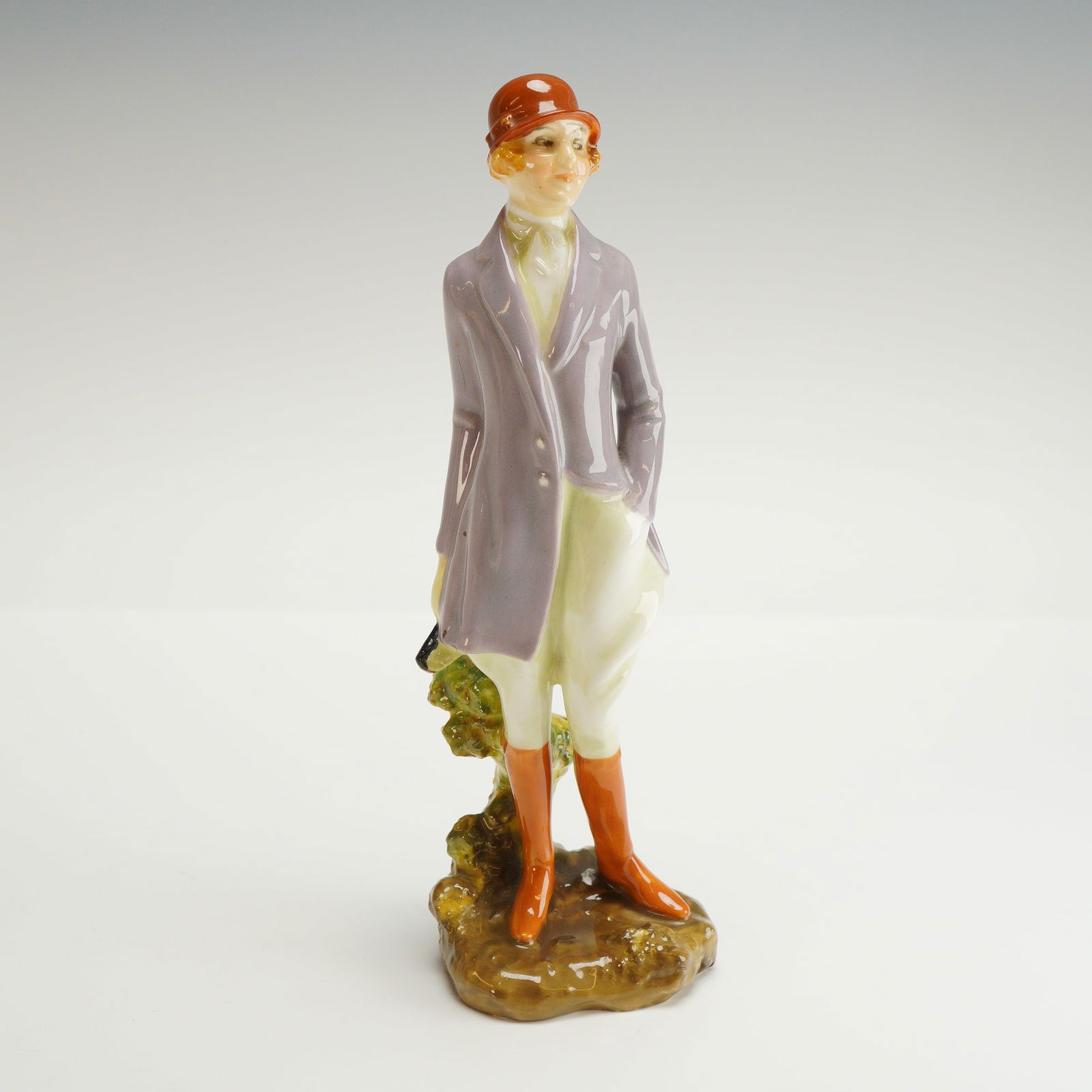 Royal Doulton Figurine, Hunts Lady HN1201 (1 of 3)