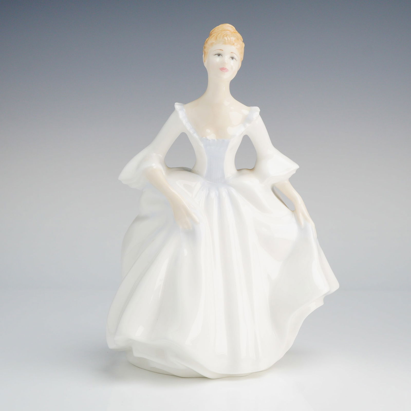 Royal Doulton Colorway Figurine, Alyssa HN 4132 (1 of 4)
