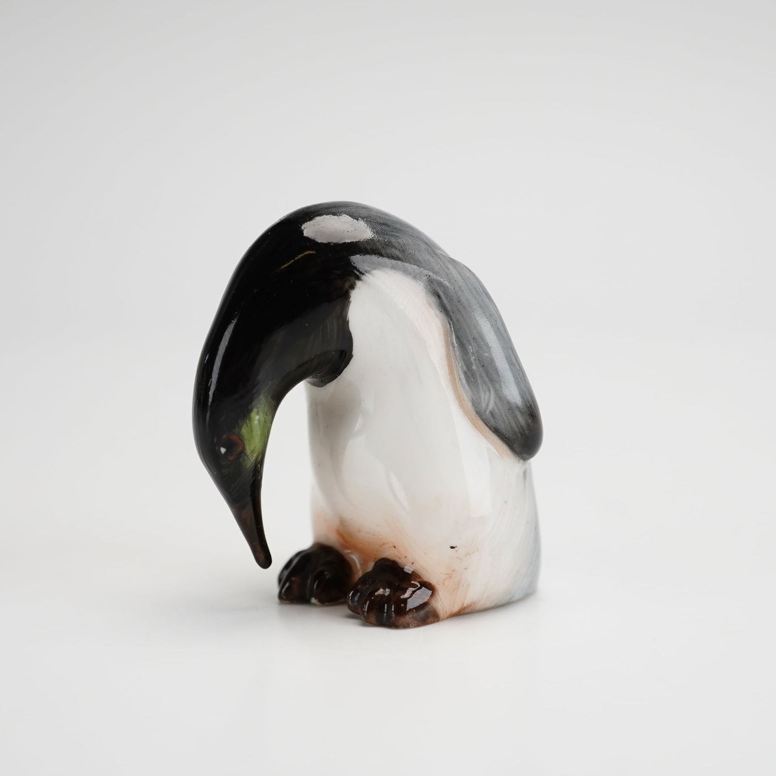 Royal Doulton Bone China Miniature Figurine, Penguin K23 (1 of 3)