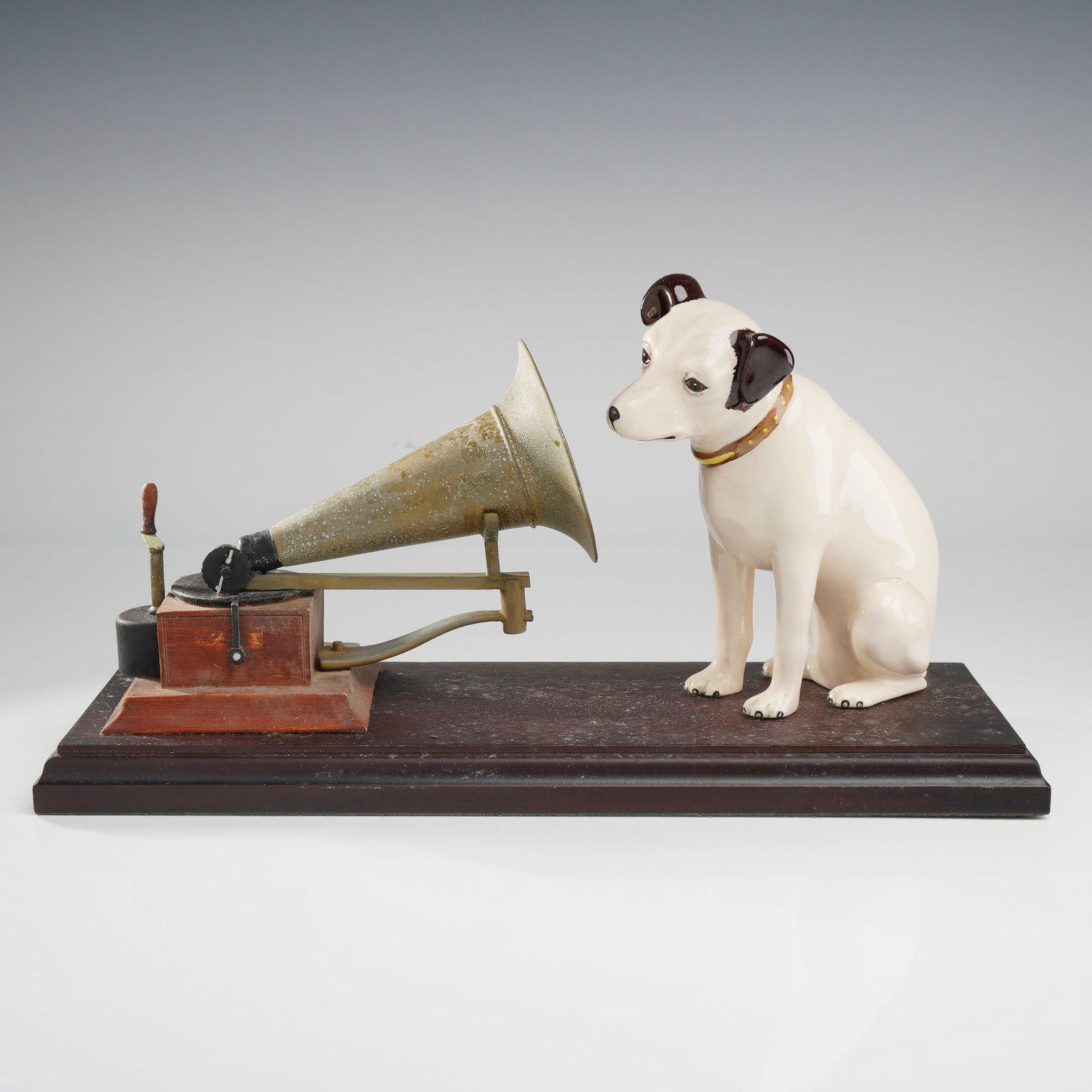 Royal Doulton Dog Figurine, His Master's Voice Nipper (1 of 7)