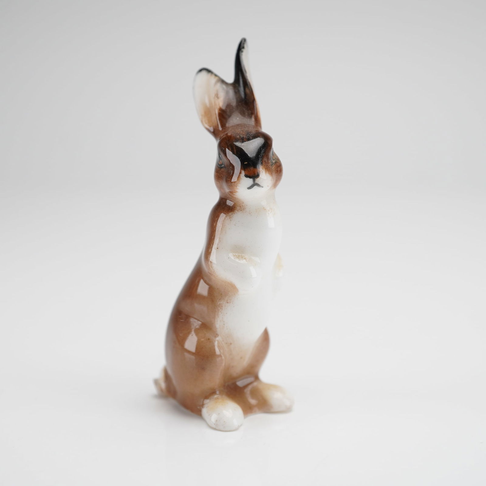 Royal Doulton Bone China Figurine, Hare Seated Ears Up K39 (1 of 3)